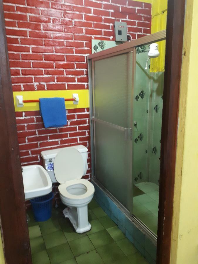 Hotel Casa Del Viajero Кетцалтенанго Екстериор снимка